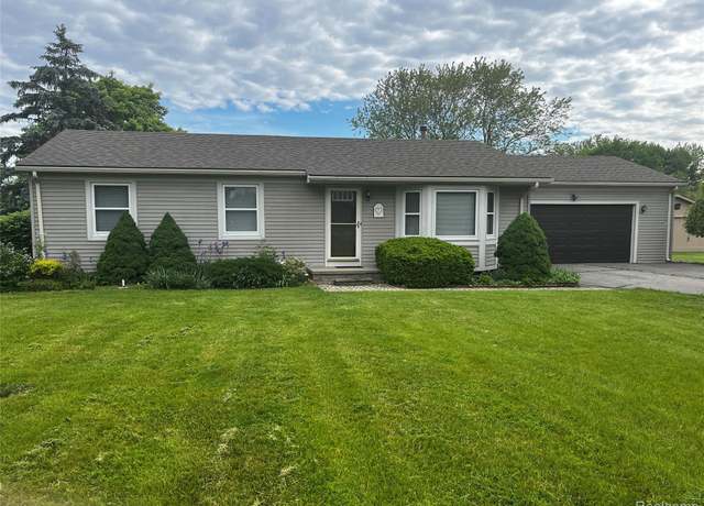 Property at 14924 Hough Rd, Allenton, MI 48002, 3 beds, 2 baths