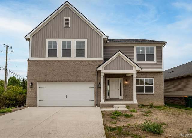 Property at 24180 Liberty Hill Dr, Farmington, MI 48336, 4 beds, 3.5 baths