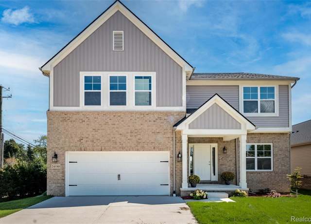 Property at 24180 Liberty Hill Dr, Farmington, MI 48336, 4 beds, 3.5 baths