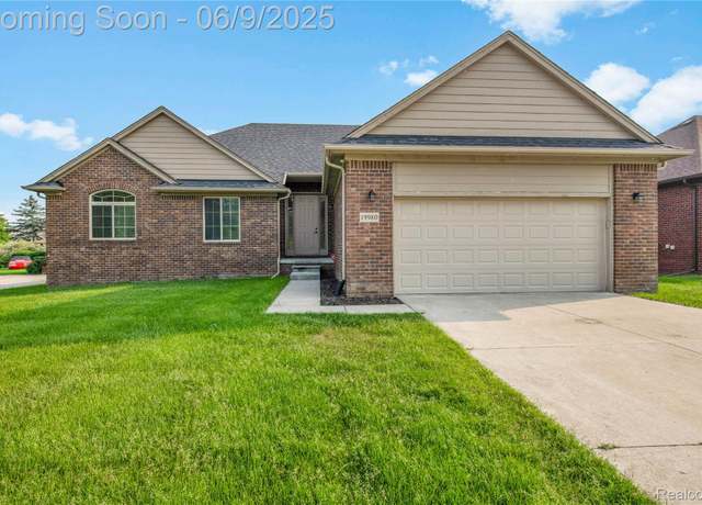Property at 19980 Cass Ave, Clinton Township, MI 48038, 3 beds, 2.5 baths