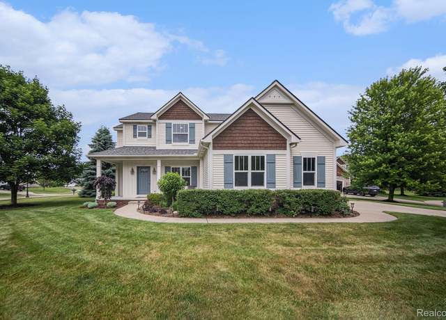 Property at 1171 Riverside St, Milford, MI 48381, 4 beds, 3.5 baths