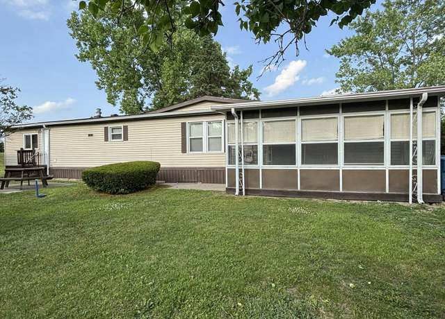 Property at 17308 Roberts Dr, Davisburg, MI 48350, 3 beds, 2 baths
