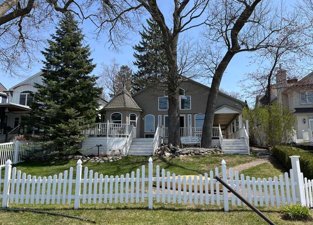Property at 1864 Point St, Commerce Twp, MI 48382, 3 beds, 2 baths