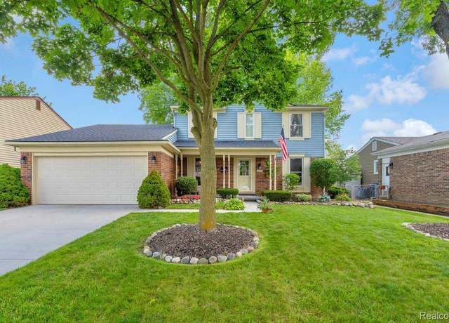 Property at 1640 Manton Blvd, Canton, MI 48187, 3 beds, 1.5 baths