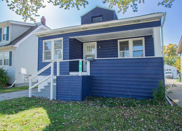 Property at 23930 Elmira St, St Clair Shores, MI 48082, 3 beds, 2.5 baths