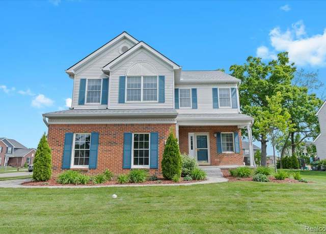 Property at 1132 Cantor Ln, South Lyon, MI 48178, 3 beds, 2.5 baths