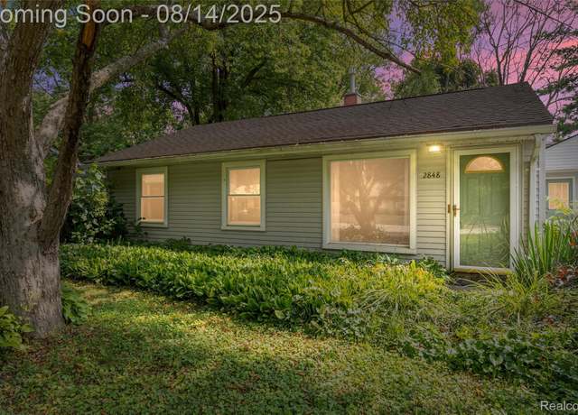 Property at 2848 Edna Jane Dr, Auburn Hills, MI 48326, 2 beds, 1 bath