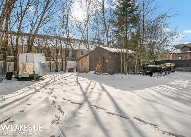 Property at 34130 Utica Rd, Fraser, MI 48026, 6 beds, 3 baths