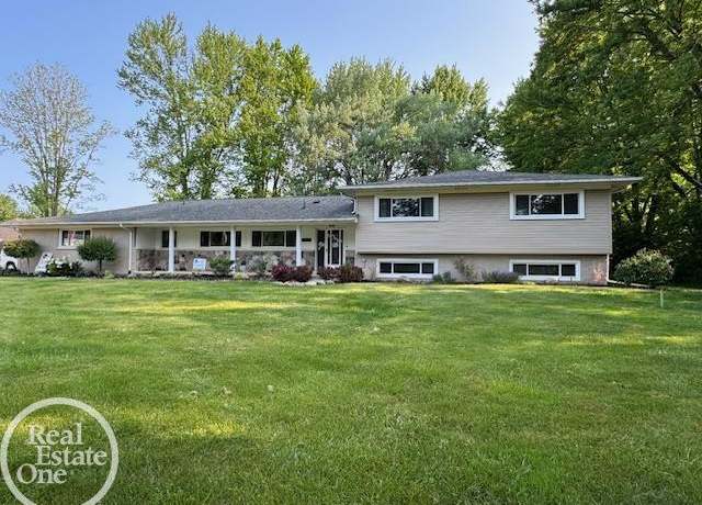 Property at 2403 E Square Lake Rd, Troy, MI 48085, 4 beds, 2.5 baths