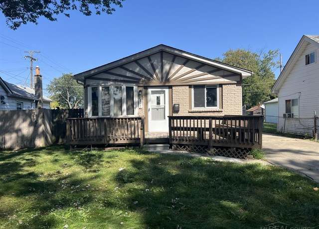 Property at 8211 Continental Ave, Warren, MI 48089, 3 beds, 1 bath