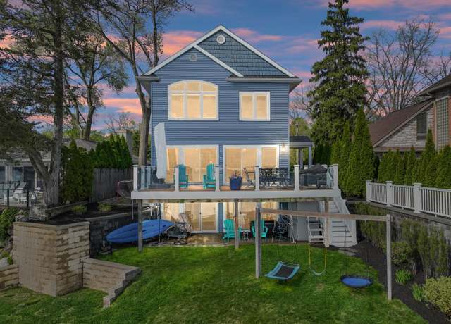 Property at 7503 Locklin, West Bloomfield, MI 48324, 5 beds, 4 baths