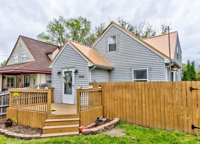 Property at 2254 E Boatfield Ave, Burton, MI 48529, 3 beds, 2 baths