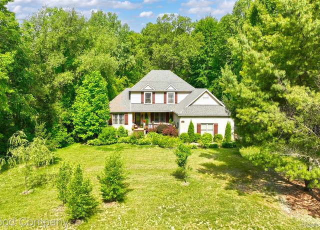 Property at 115 Audubon Dr, White Lake, MI 48383, 4 beds, 3.5 baths