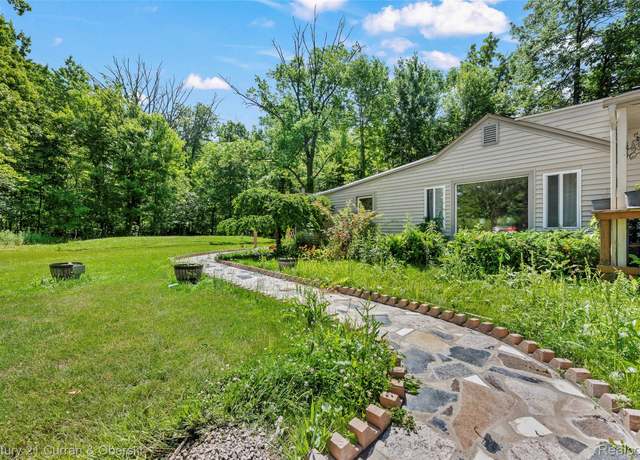 Property at 45055 Mcbride Ave, Van Buren, MI 48111, 3 beds, 2 baths
