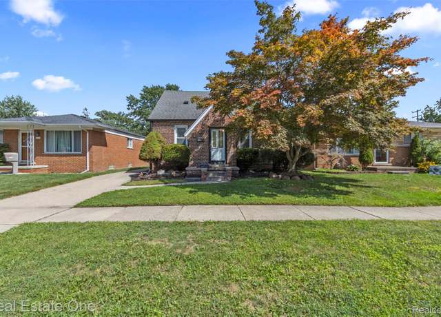 Property at 6720 N Lafayette St, Dearborn Heights, MI 48127, 4 beds, 1 bath