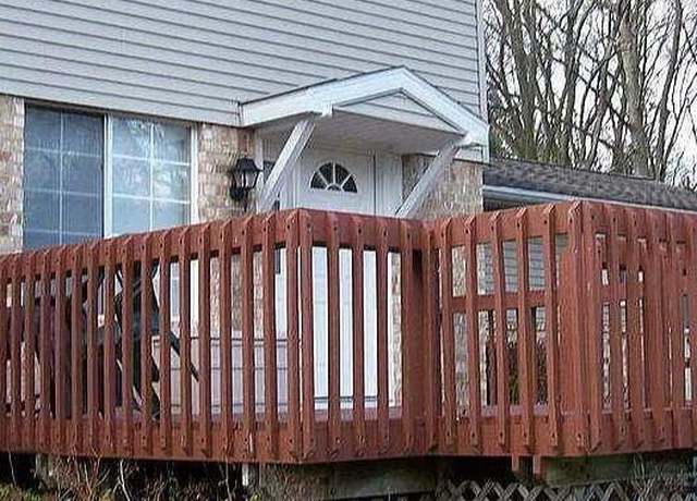 Property at 3936 Hunters Ridge Dr #2, Eaton, MI 48911, 2 beds, 1.5 baths