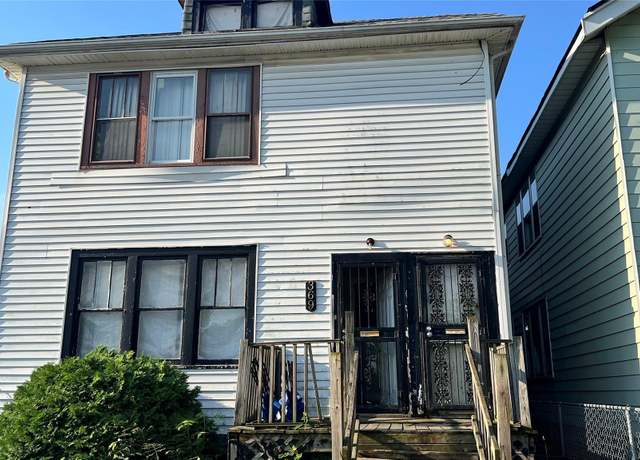 Property at 369 Puritan St, Highland Park, MI 48203, 6 beds, 2 baths