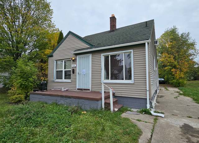 Property at 7396 Stahelin Ave, Detroit, MI 48228, 3 beds, 1 bath