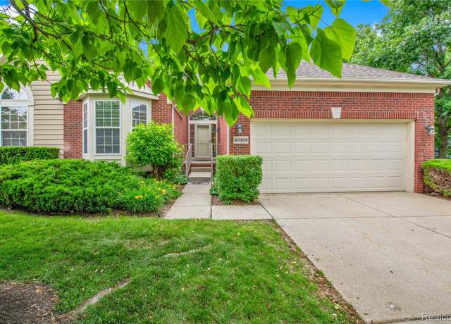 Property at 40488 Lenox Park Dr, West Bloomfield, MI 48377, 2 beds, 2 baths