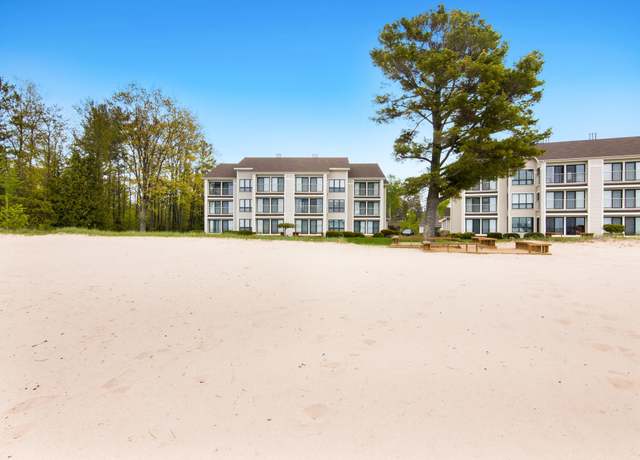 Property at 9200 N Bayshore Dr, Elk Rapids, MI 49629, 1 bed, 2 baths