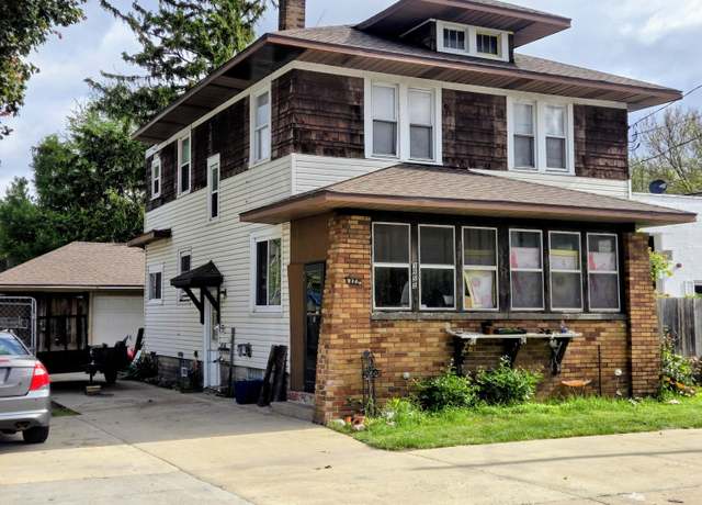 Property at 1555 Chicago Dr SW, Wyoming, MI 49509, 3 beds, 2 baths