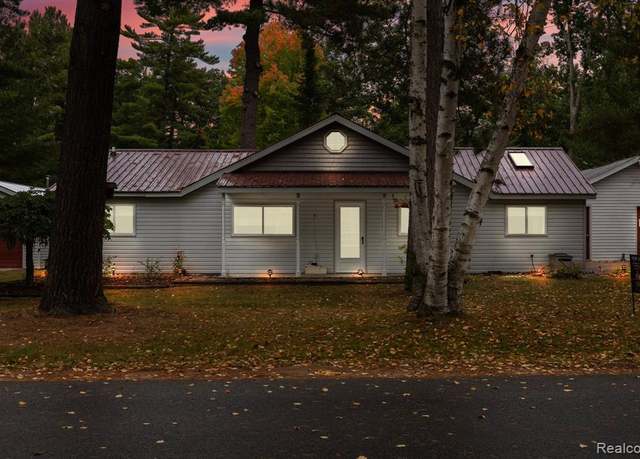 Property at 1758 W Nestel Rd, Prudenville, MI 48651, 3 beds, 2 baths