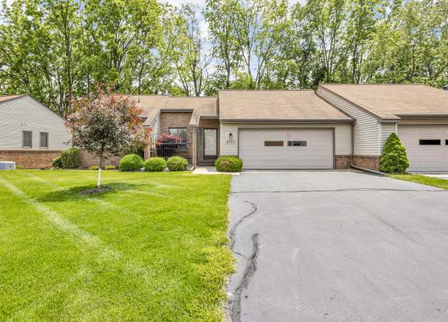 Property at 2905 S Wood Dale Dr, Jackson, MI 49203, 2 beds, 2.5 baths