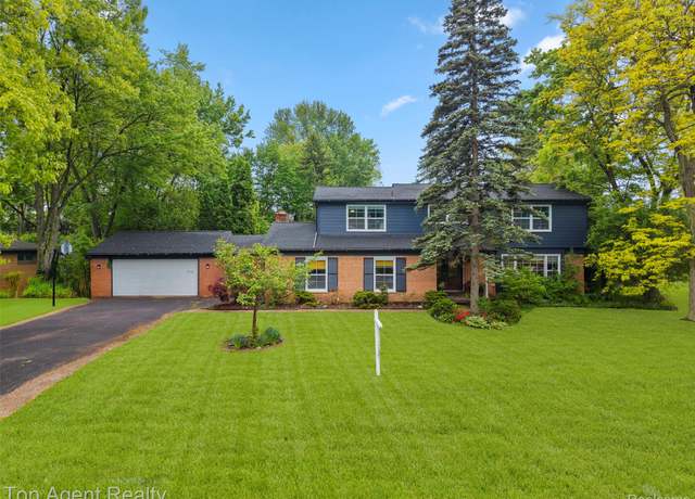 Property at 2755 Townhill, Troy, MI 48084, 4 beds, 2.5 baths