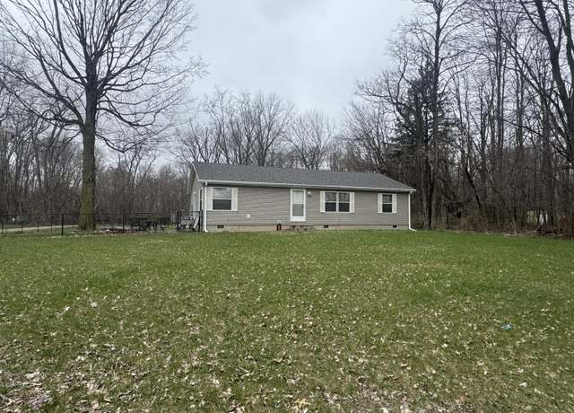 Property at 25056 Manley Dr, Dowagiac, MI 49047, 3 beds, 2 baths