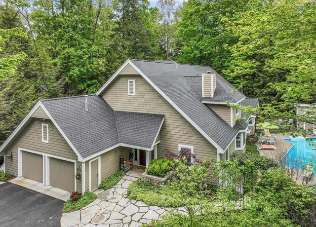 Property at 6936 Mission Ridge Rd, Traverse City, MI 49686, 5 beds, 4.5 baths