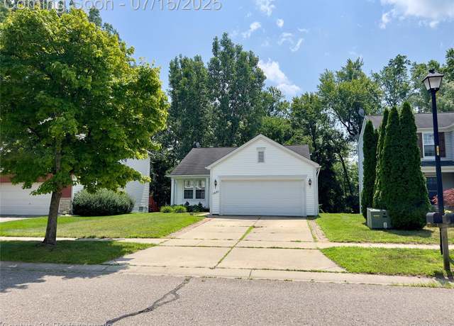Property at 1631 Valdosta Cir, Pontiac, MI 48340, 3 beds, 2 baths