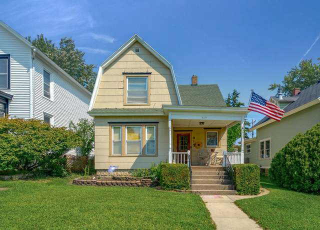 Property at 815 Wolcott Ave, St Joseph, MI 49085, 3 beds, 2 baths
