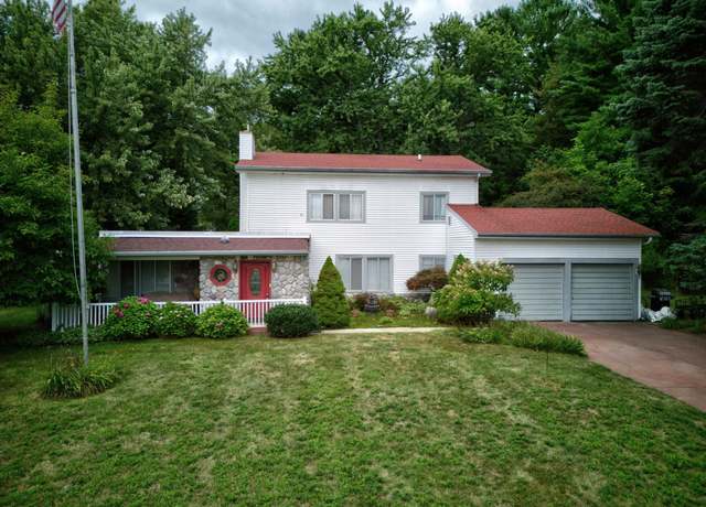 Property at 11244 SW Torch Lake Dr, Rapid City, MI 49676, 3 beds, 3 baths