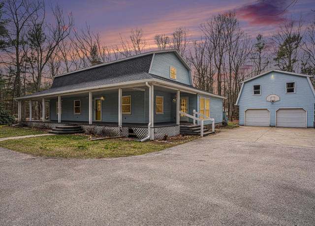 Property at 4676 W Mcmillan Rd, Muskegon, MI 49445, 4 beds, 3 baths