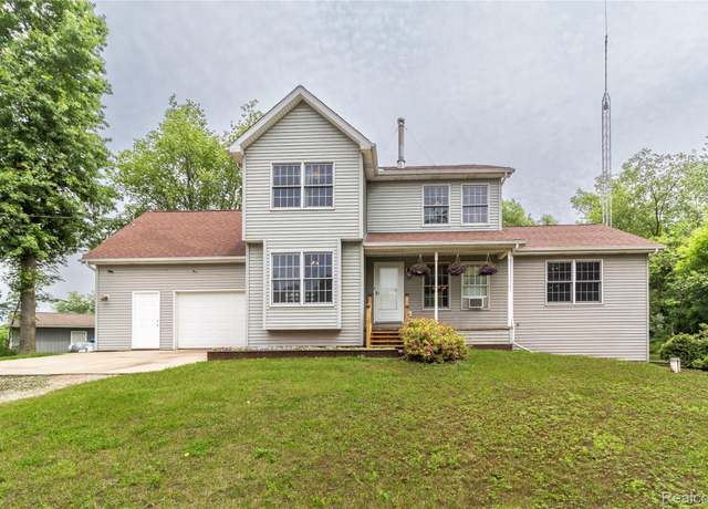 Property at 4898 Mount Morris Rd, Columbiaville Village, MI 48421, 4 beds, 2.5 baths