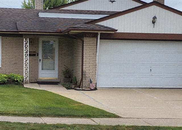 Property at 3221 Meadowlark St, Trenton, MI 48183, 4 beds, 2 baths