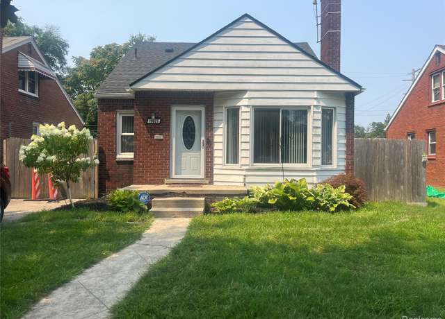 Property at 19625 Strasburg St, Detroit, MI 48205, 3 beds, 1 bath