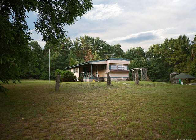 Property at 18485 Pleasanton Hwy, Pleasanton Township, MI 49614, 2 beds, 2 baths