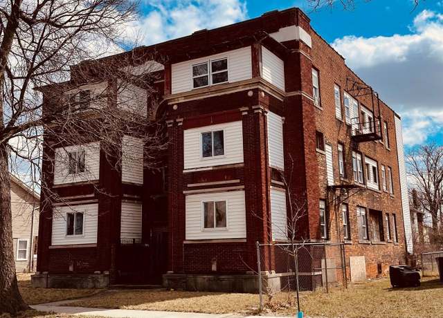 Property at 514 Alger St, Detroit, MI 48202, 15 beds, 12 baths