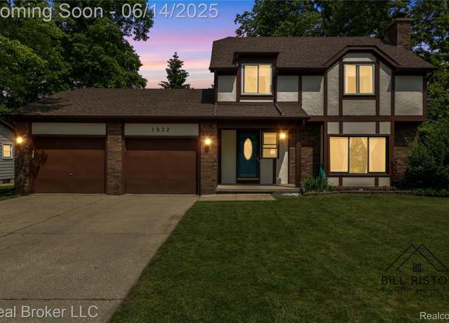 Property at 1932 Pageant Way, Holt, MI 48842, 3 beds, 1.5 baths