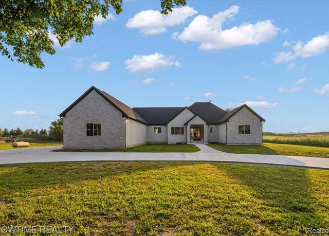 Property at 65855 Mound Rd, Shelby Twp, MI 48095, 4 beds, 3.5 baths