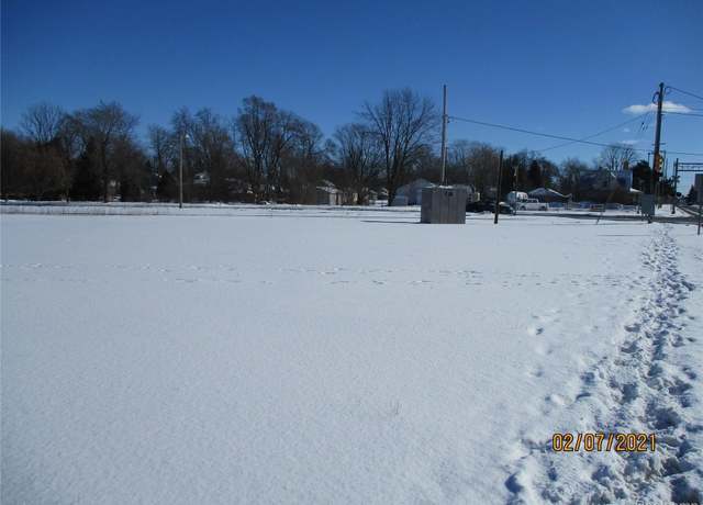 Property at 915 Corunna Ave, Owosso, MI 48867