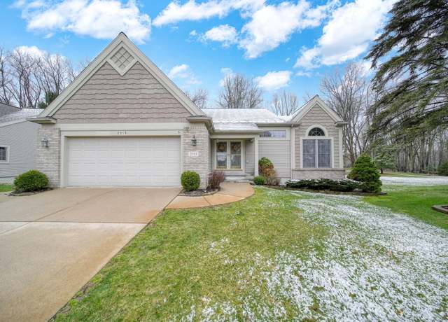 Property at 2315 Marshwood Dr, Jackson, MI 49203, 3 beds, 2.5 baths
