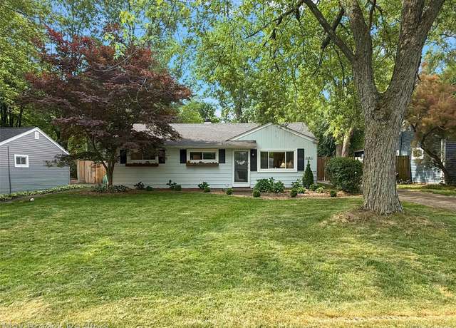 Property at 2682 Genes Dr, Auburn Hills, MI 48326, 3 beds, 1 bath