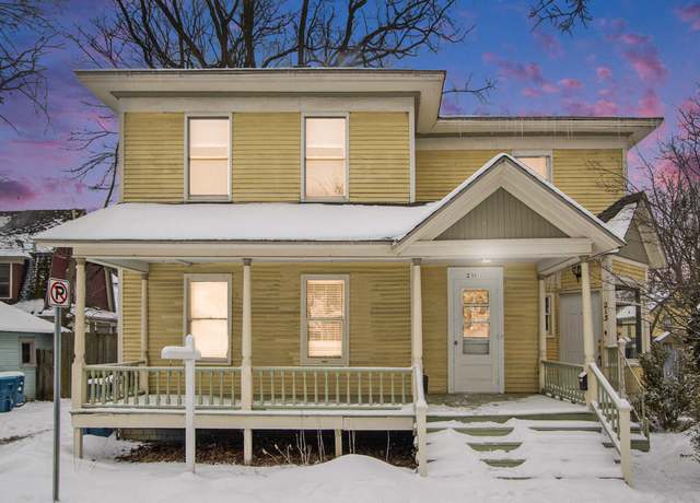 Property at 211-213 Rose Pl, Kalamazoo, MI 49001, 2 beds, 2 baths