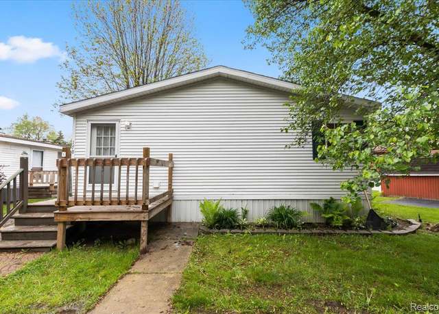 Property at 351 N Squirrel Road Lot 178 Rd, Auburn Hills, MI 48326, 3 beds, 2 baths