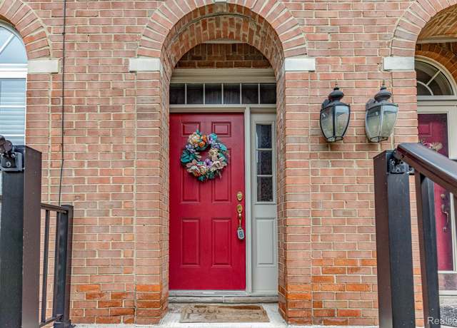 Property at 20110 Rodeo Ct, Southfield, MI 48075, 2 beds, 2 baths