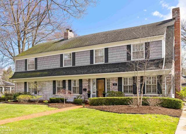 Property at 424 Washington Rd, Grosse Pointe, MI 48230, 4 beds, 4.5 baths