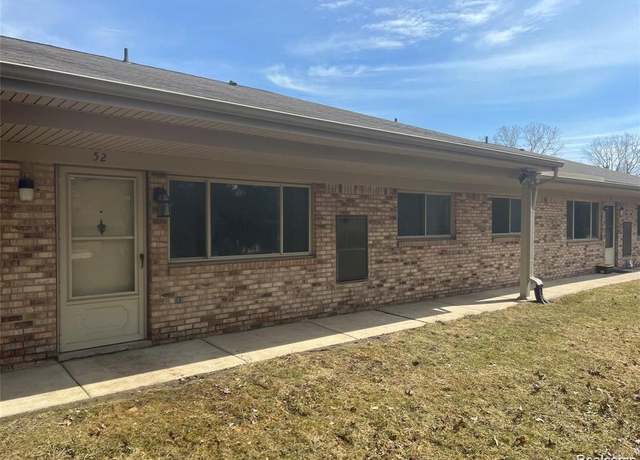 Property at 16050 Holz Dr #52, Southgate, MI 48195, 2 beds, 1.5 baths