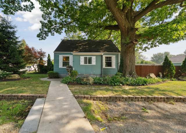 Property at 19993 Indian, Redford, MI 48240, 3 beds, 1 bath